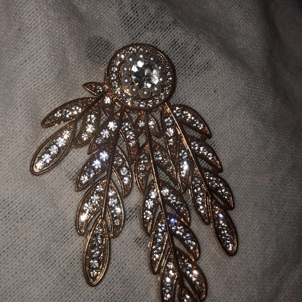 Fake gold with diamonds